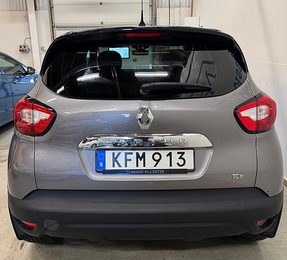 Renault Captur 5 of 16