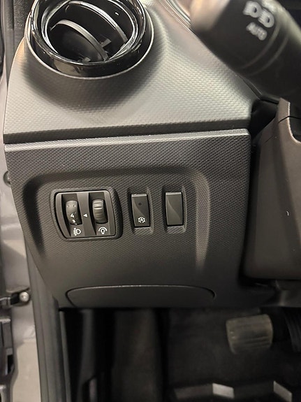Renault Captur 13 of 16