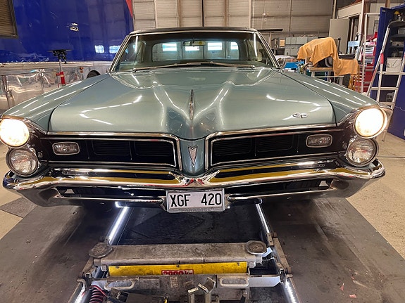 Pontiac Grand Prix 17 of 28