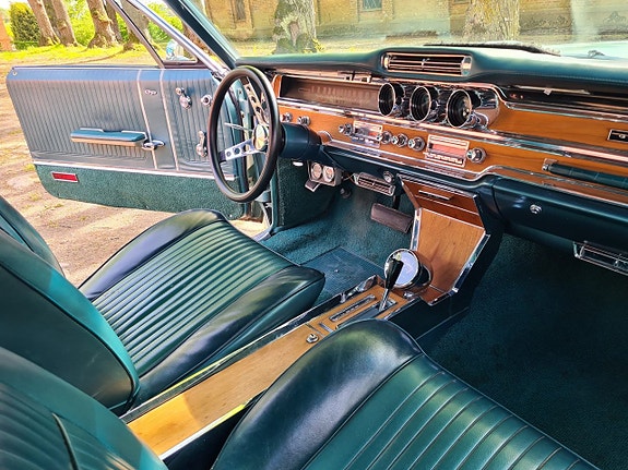 Pontiac Grand Prix 27 of 28