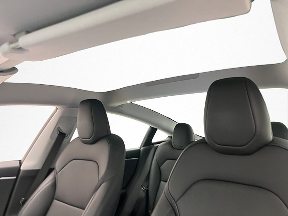 Tesla Model 3 12 of 30