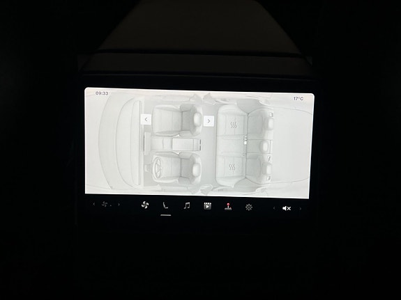 Tesla Model 3 30 of 30