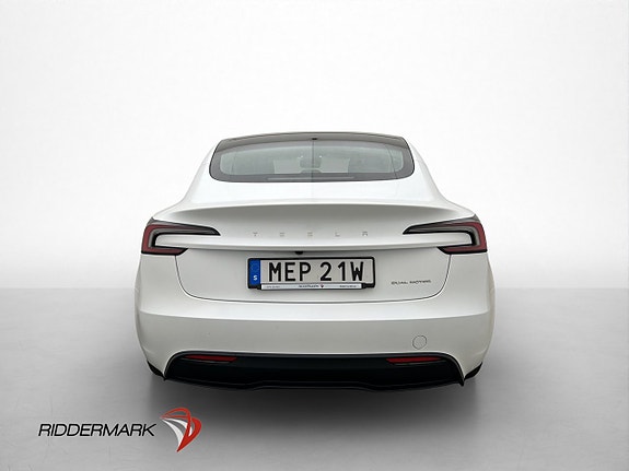 Tesla Model 3 8 of 30