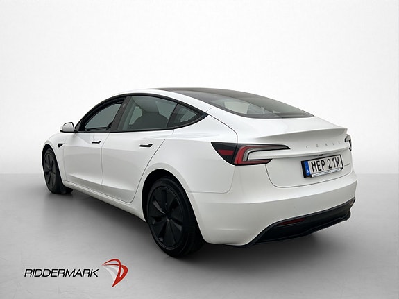 Tesla Model 3 9 of 30