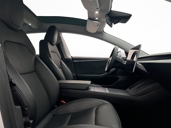Tesla Model 3 25 of 30