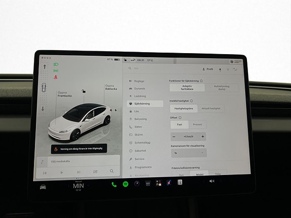 Tesla Model 3 22 of 30