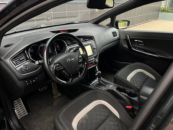 Kia Ceed 13 of 24