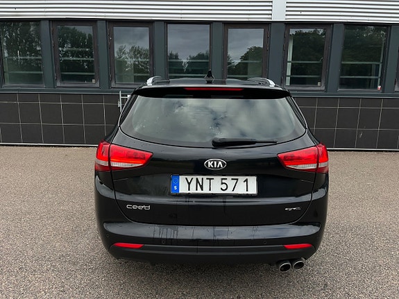 Kia Ceed 5 of 24