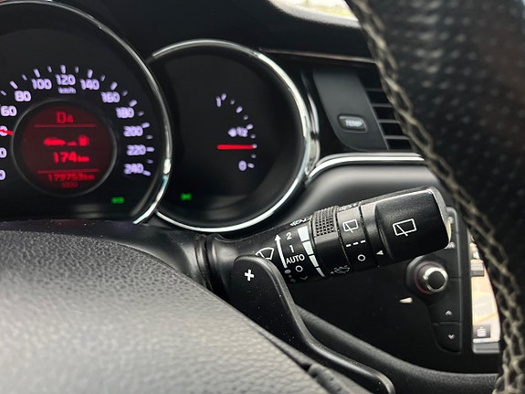 Kia Ceed 21 of 24