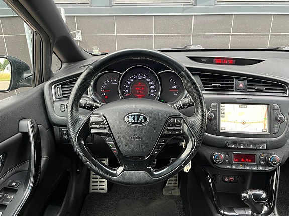 Kia Ceed 19 of 24