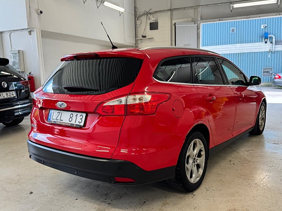 Ford Focus 7 of 23