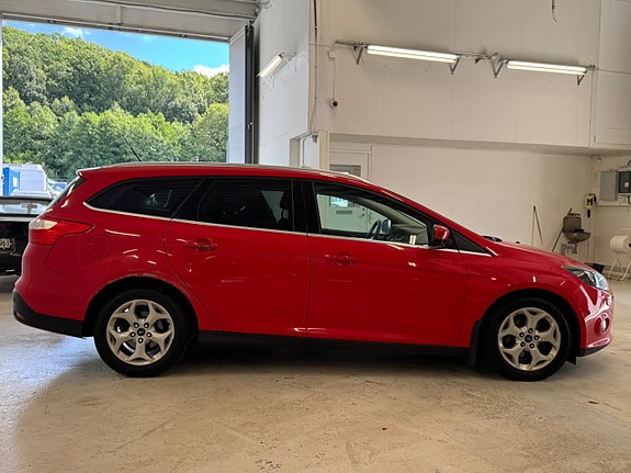 Ford Focus 8 of 23