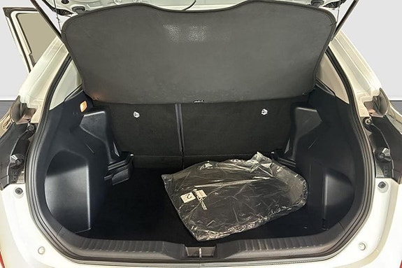 Toyota Yaris Cross 12 of 12