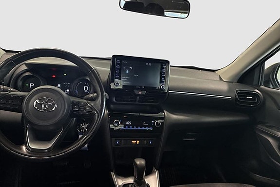 Toyota Yaris Cross 10 of 12