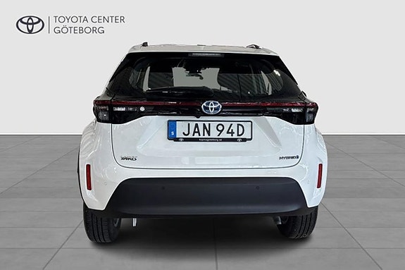 Toyota Yaris Cross 6 of 12
