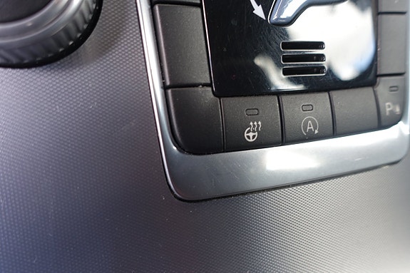 Volvo V70 13 of 20