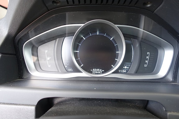 Volvo V70 14 of 20