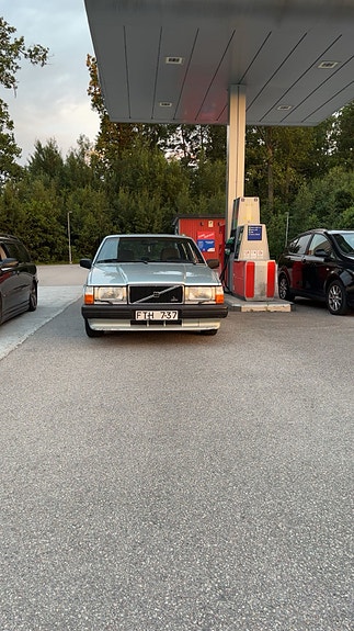 Volvo 740 4 of 14