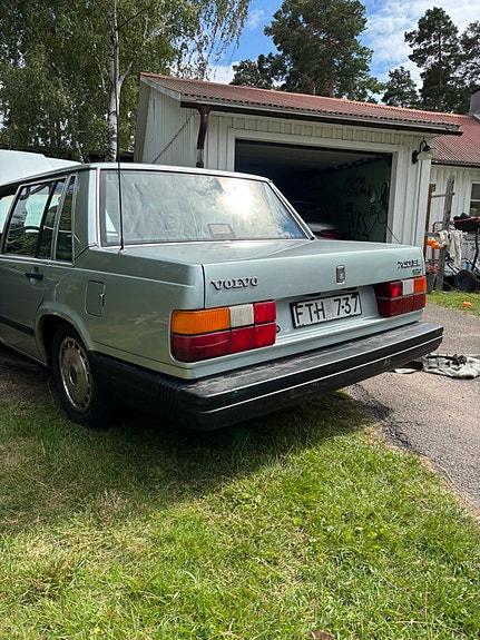Volvo 740 13 of 14