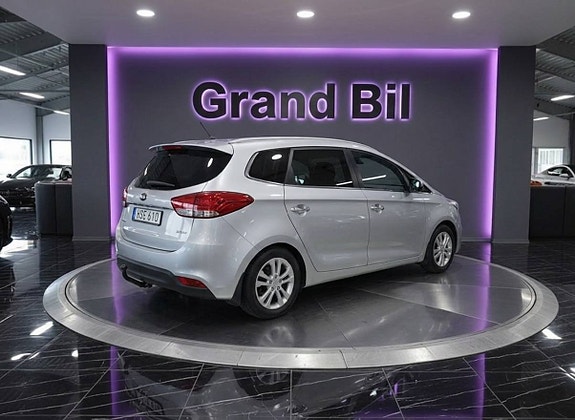 Kia Carens 4 of 14