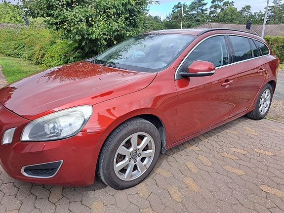 Volvo V60 3 of 8