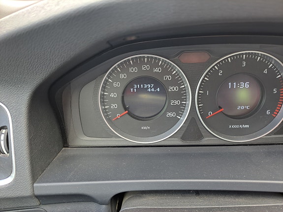 Volvo V60 8 of 8