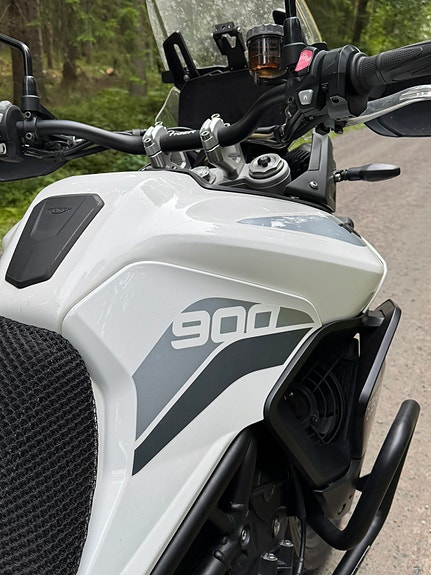Triumph TIGER 900 GT PRO 4 of 13