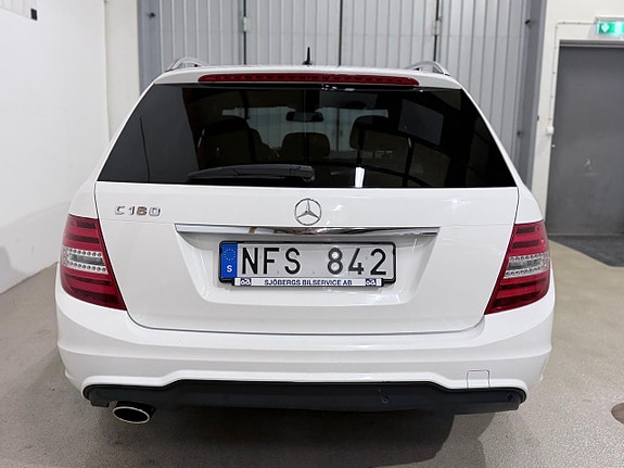 Mercedes-Benz C180 4 of 25