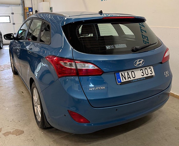 Hyundai i30 6 of 17