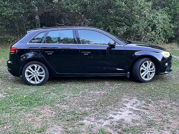 Audi A3 4 of 14