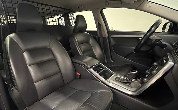 Volvo V70 7 of 10