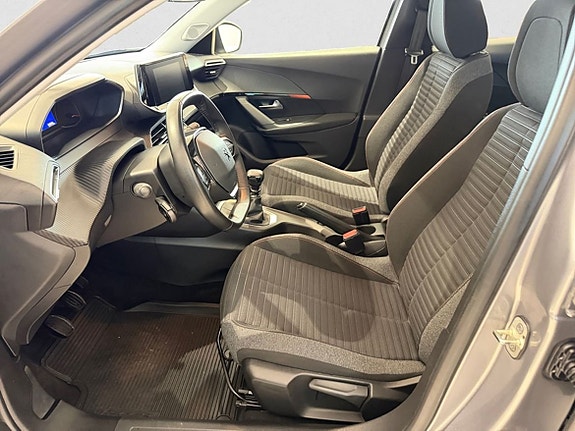 Peugeot 2008 7 of 18