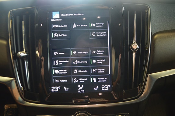Volvo V90 Cross Country 25 of 27