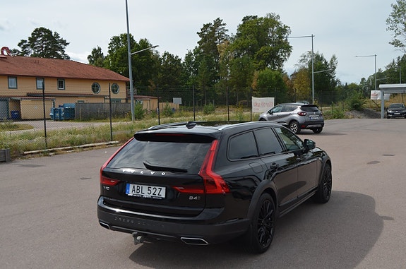 Volvo V90 Cross Country 6 of 27