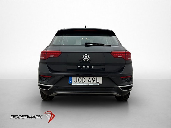 Volkswagen T-Roc 6 of 30