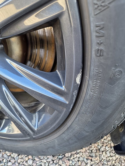 BMW 530e 16 of 17