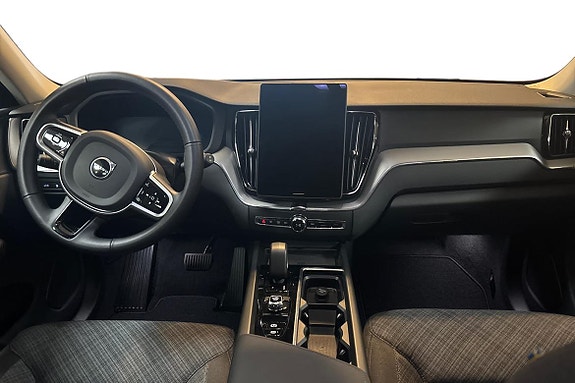 Volvo XC60 9 of 15