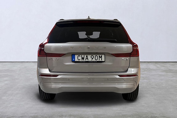 Volvo XC60 5 of 15