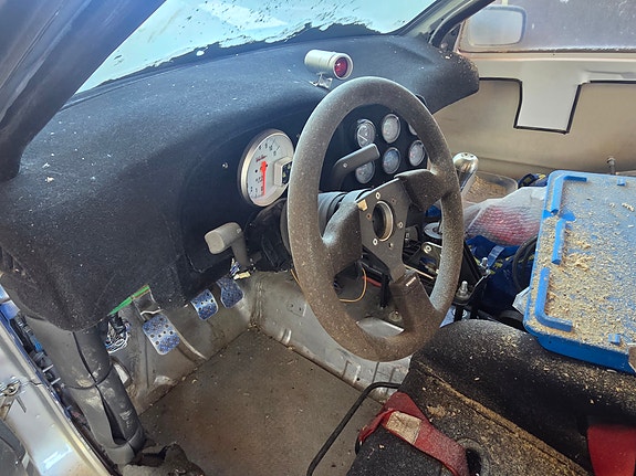 Volvo S40 2 of 2