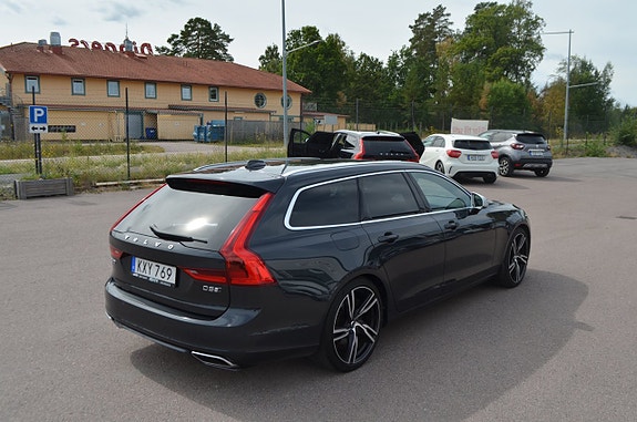 Volvo V90 12 of 24