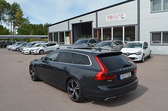 Volvo V90 10 of 24