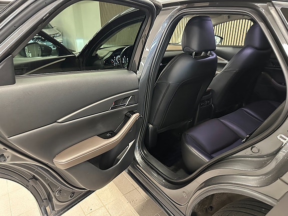 Mazda CX-30 13 of 14