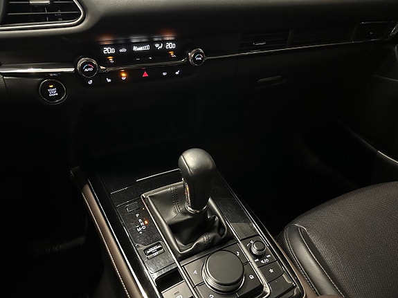 Mazda CX-30 12 of 14