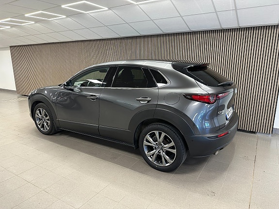 Mazda CX-30 4 of 14