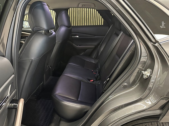 Mazda CX-30 14 of 14