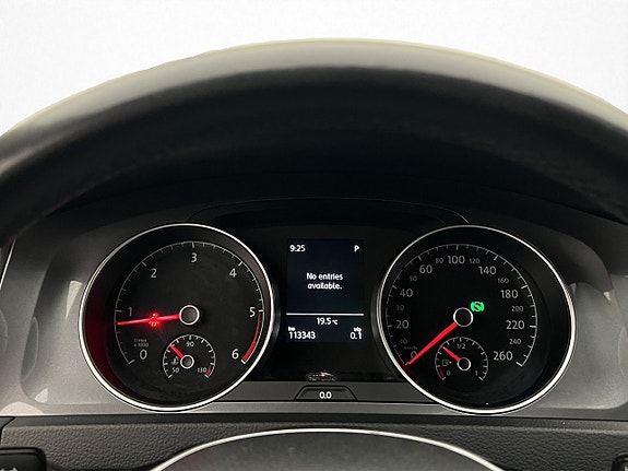 Volkswagen Golf Alltrack 15 of 30