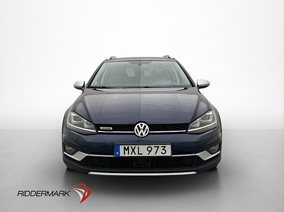 Volkswagen Golf Alltrack 2 of 30
