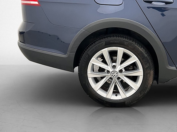 Volkswagen Golf Alltrack 30 of 30