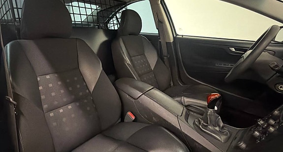 Volvo S60 7 of 8