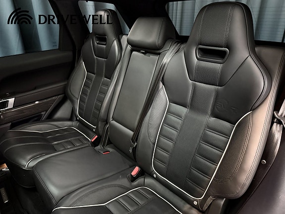 Land Rover Range Rover Sport 8 of 26